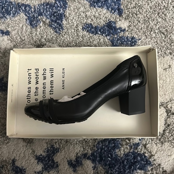 ONE LEFT SHOE Anne Klein Women’s Pumps Size 7.5 - Picture 2 of 5